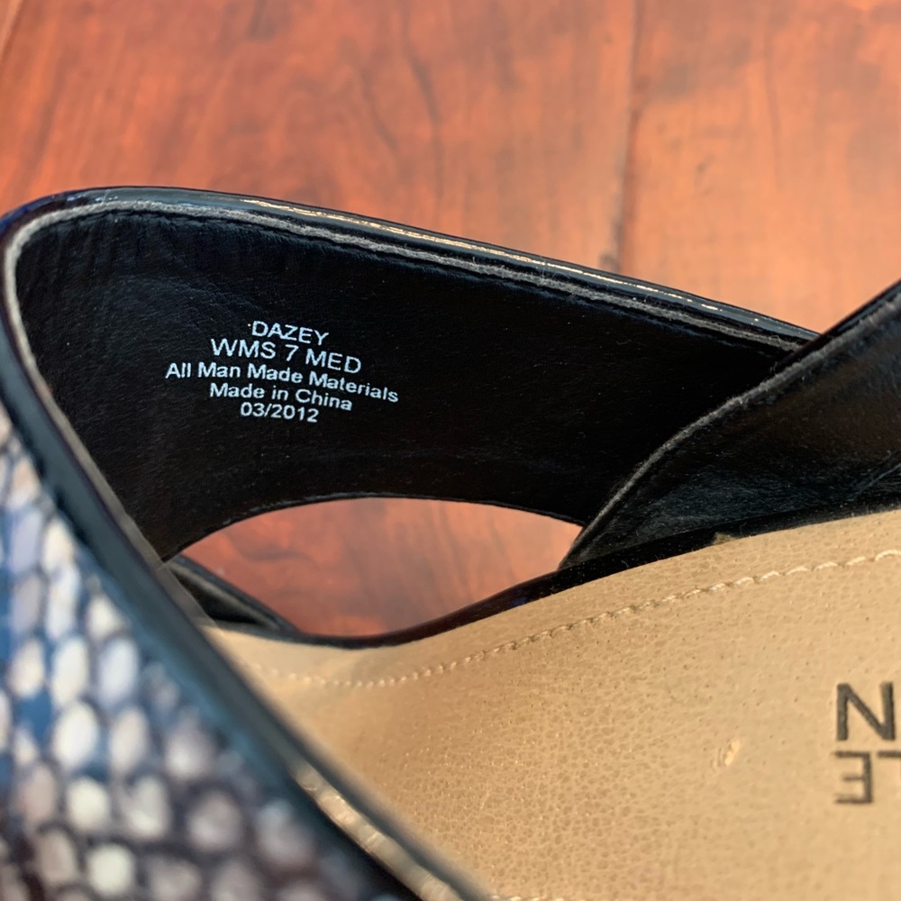 Shoes! Great for summer! ☀️💕 - Picture 2 of 4